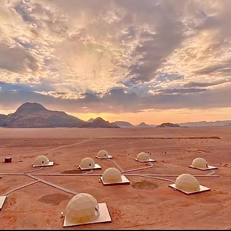 Nature Star Camp Hotel Wadi Rum Esterno foto